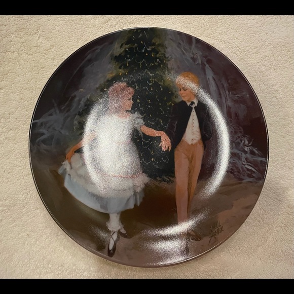 Nutcracker plate, Clara and the Prince - Picture 9 of 12